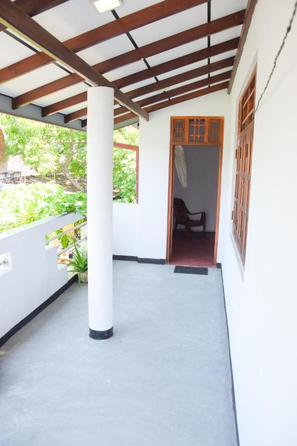 Tharaka Homestay Weligama Εξωτερικό φωτογραφία