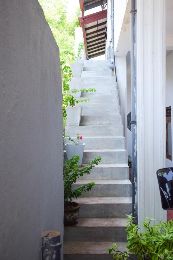 Tharaka Homestay Weligama Εξωτερικό φωτογραφία