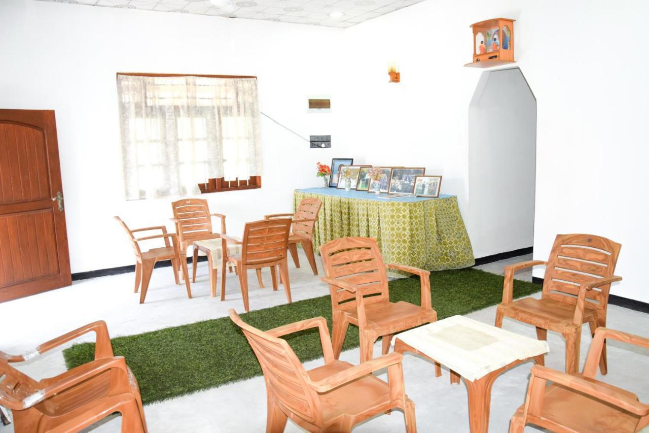Tharaka Homestay Weligama Εξωτερικό φωτογραφία